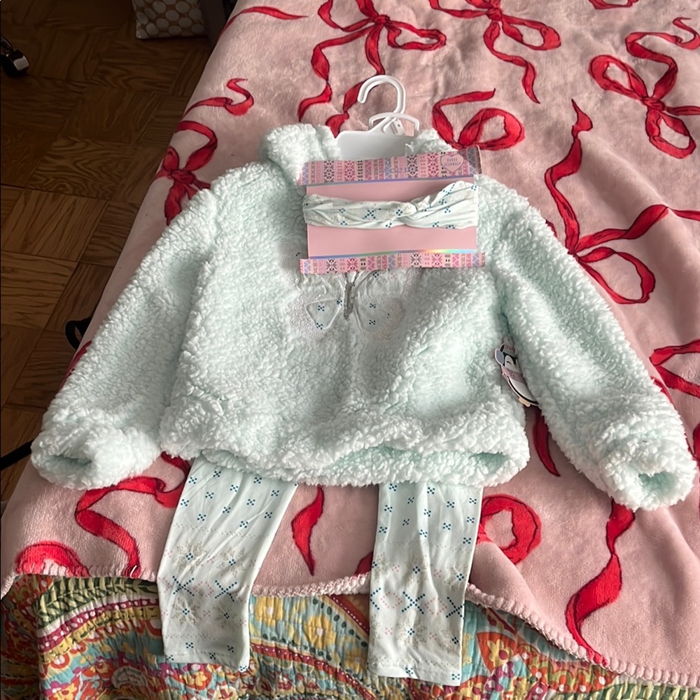 Cozy Mint Green Fleece Jacket and Leggings Set